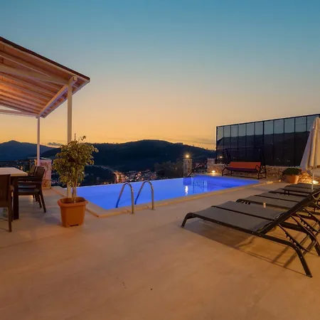 Serenity 2 Villa Kas